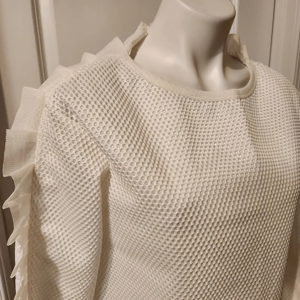 A Lady New Blouse Size Small